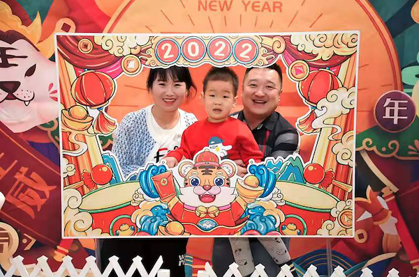 美吉姆长春摩天活力城中心：欢乐民俗年