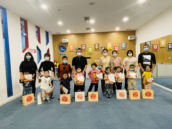 美吉姆乌鲁木齐昊元上品中心：小小烘焙师-黄油饼干DIY